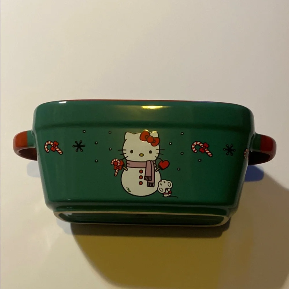 Hello Kitty Green Ceramic Baking Dish - Features design for the holiday …